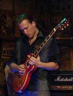 Karsten an der Les Paul