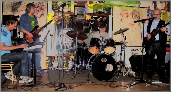 Halifax and Friends die gabze Band